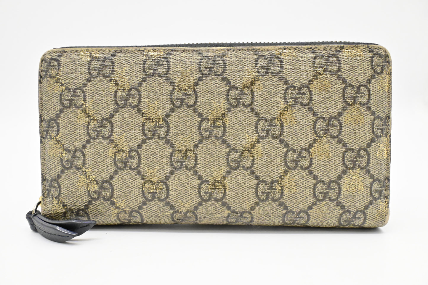 Gucci Bee Long Zippy Wallet in GG Supreme Canvas