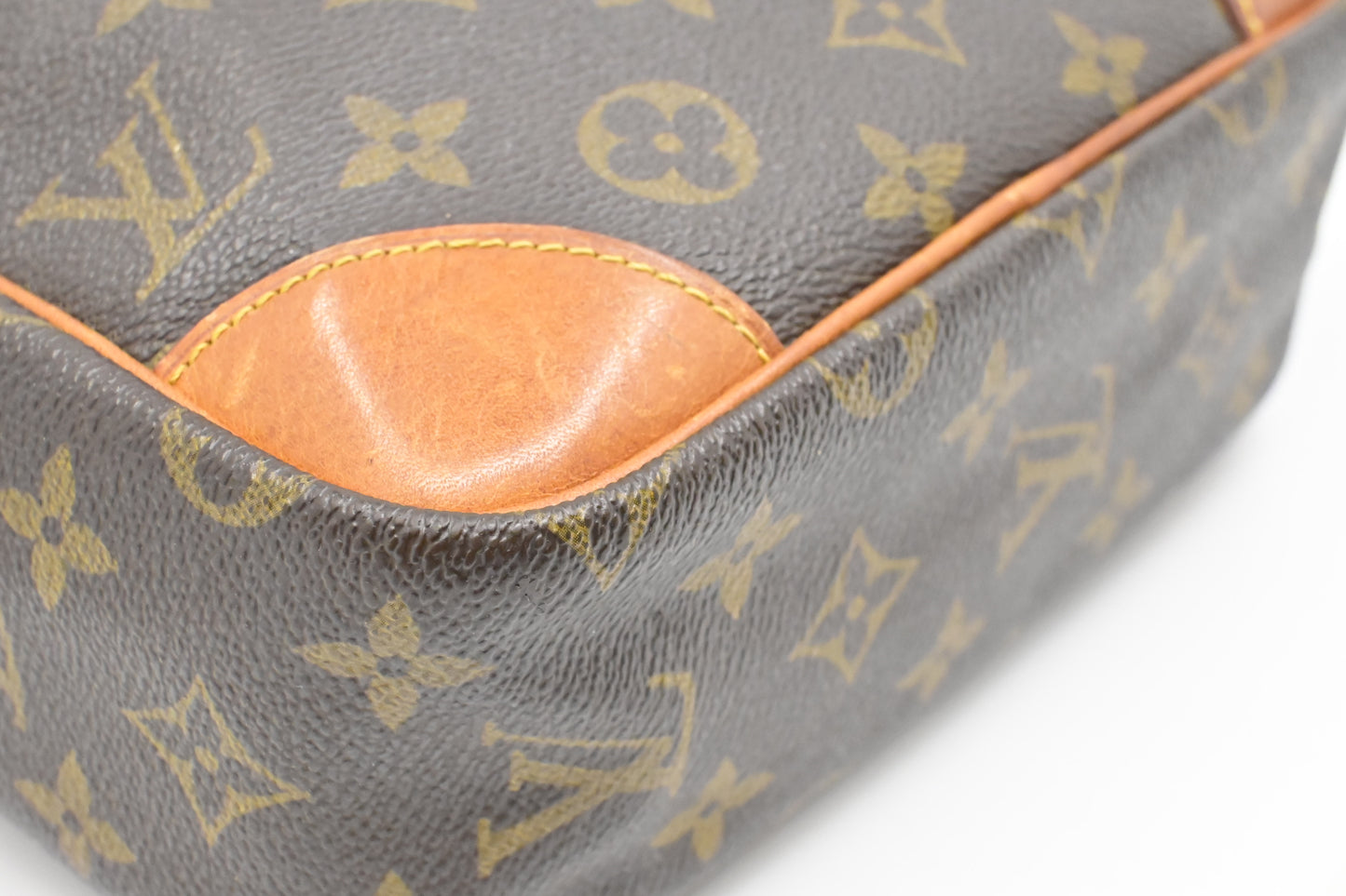 Louis Vuitton Danube GM in Monogram Canvas