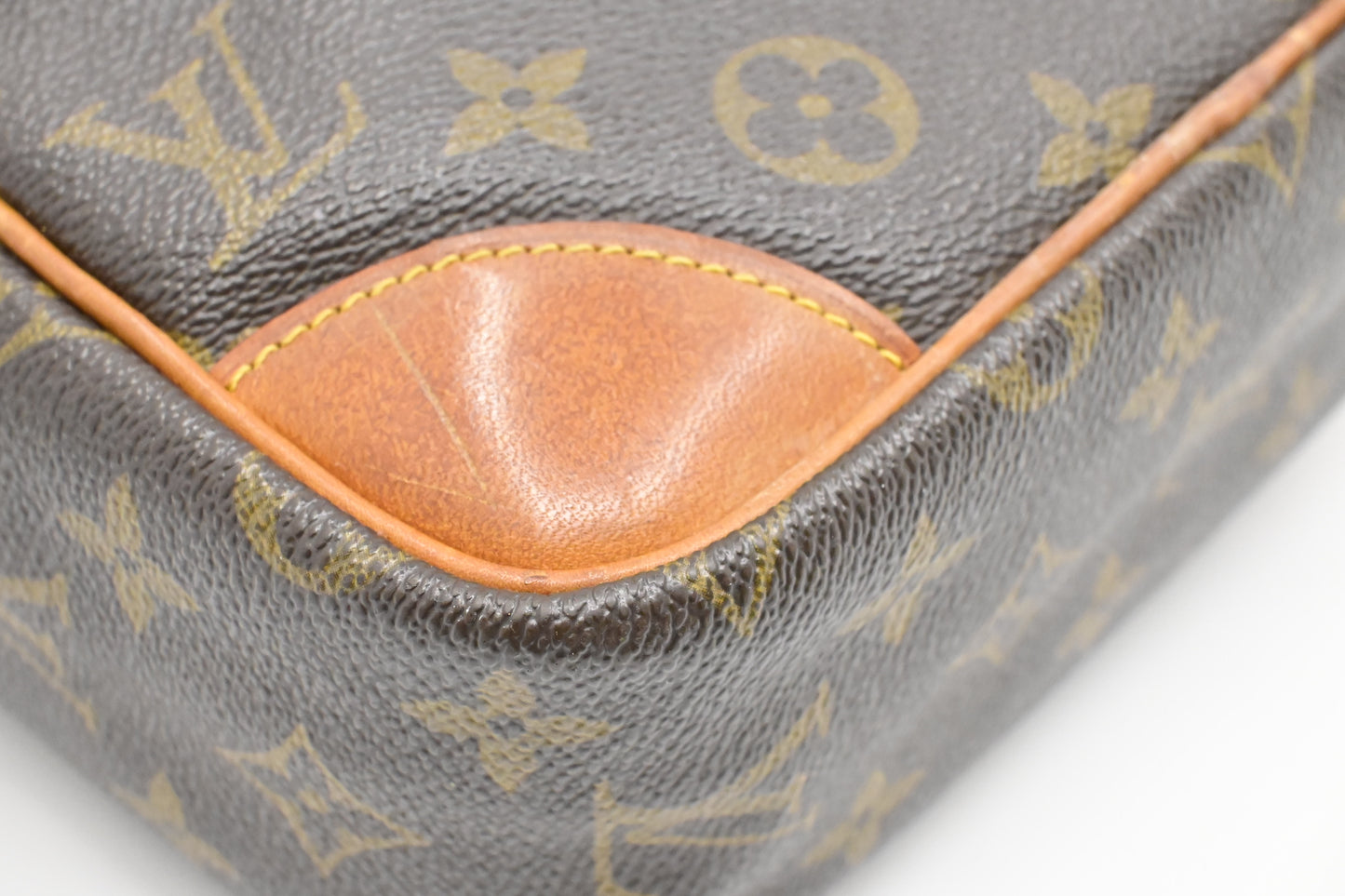 Louis Vuitton Danube GM in Monogram Canvas