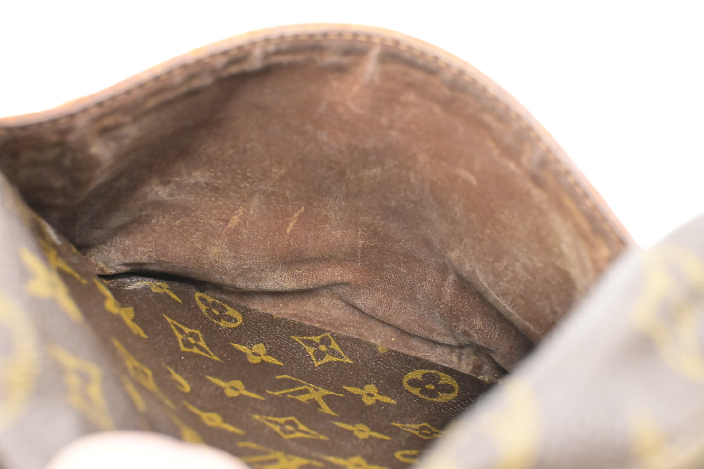 Louis Vuitton Danube GM in Monogram Canvas