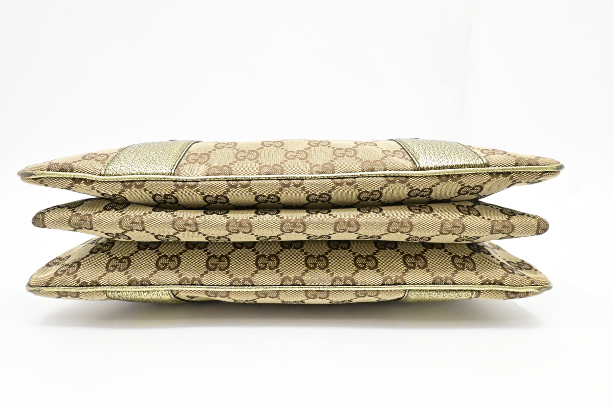 Gucci Handbag in Green Metallic Leather and Beige Canvas