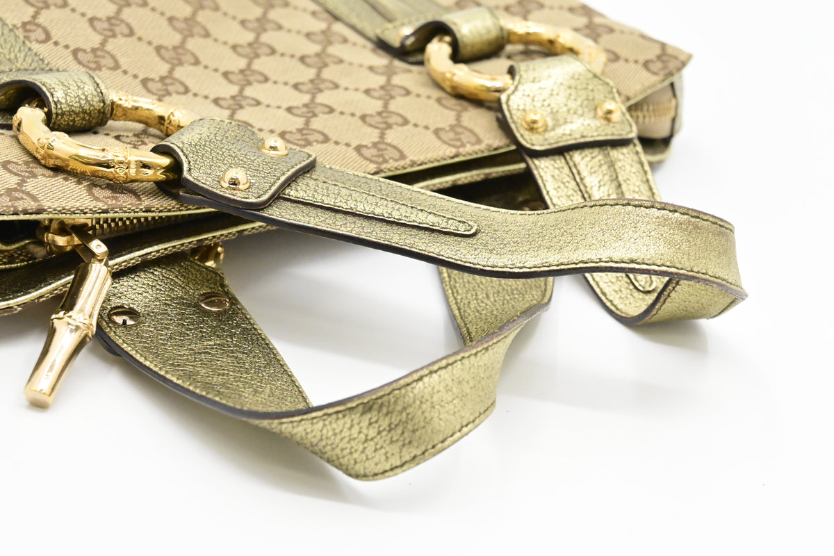 Gucci Handbag in Green Metallic Leather and Beige Canvas