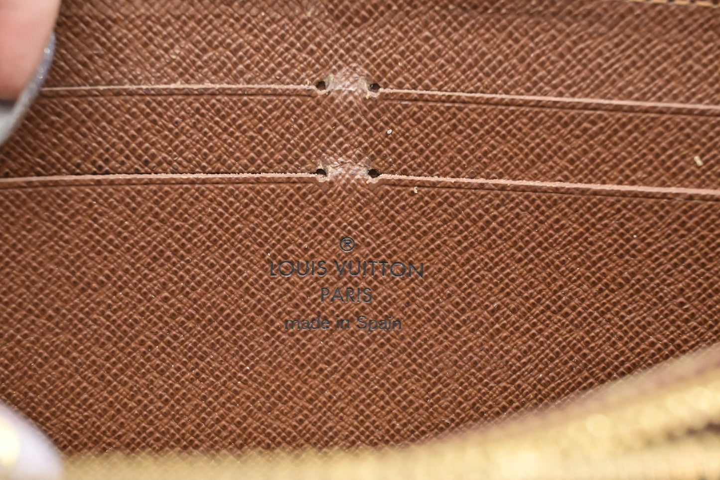 Louis Vuitton Zippy Wallet in Monogram Canvas