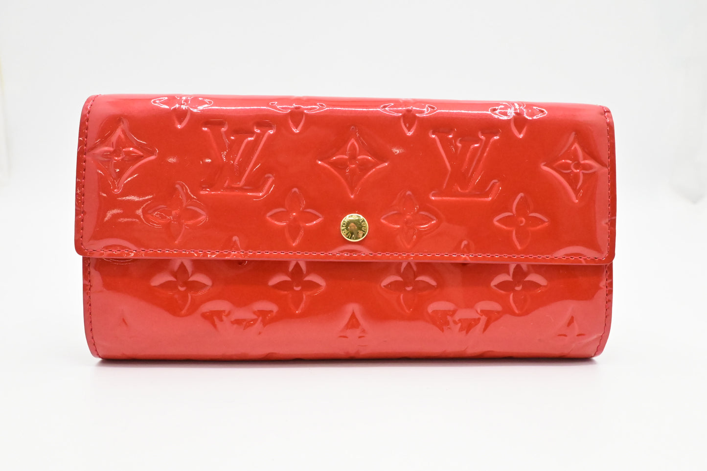 Louis Vuitton Sarah Wallet in Grapefruit Vernis Leather