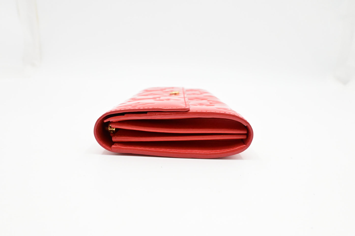 Louis Vuitton Sarah Wallet in Grapefruit Vernis Leather