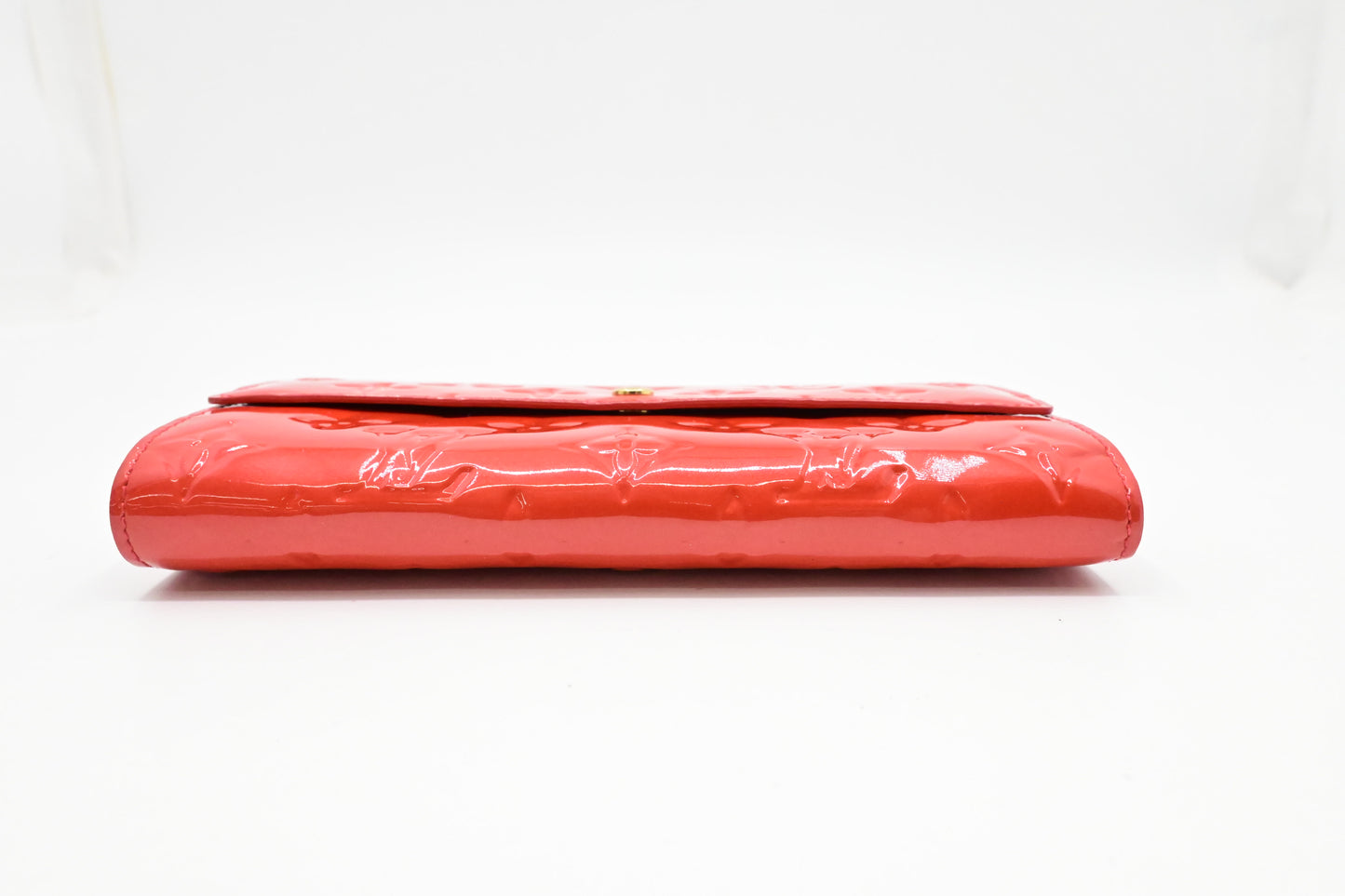 Louis Vuitton Sarah Wallet in Grapefruit Vernis Leather