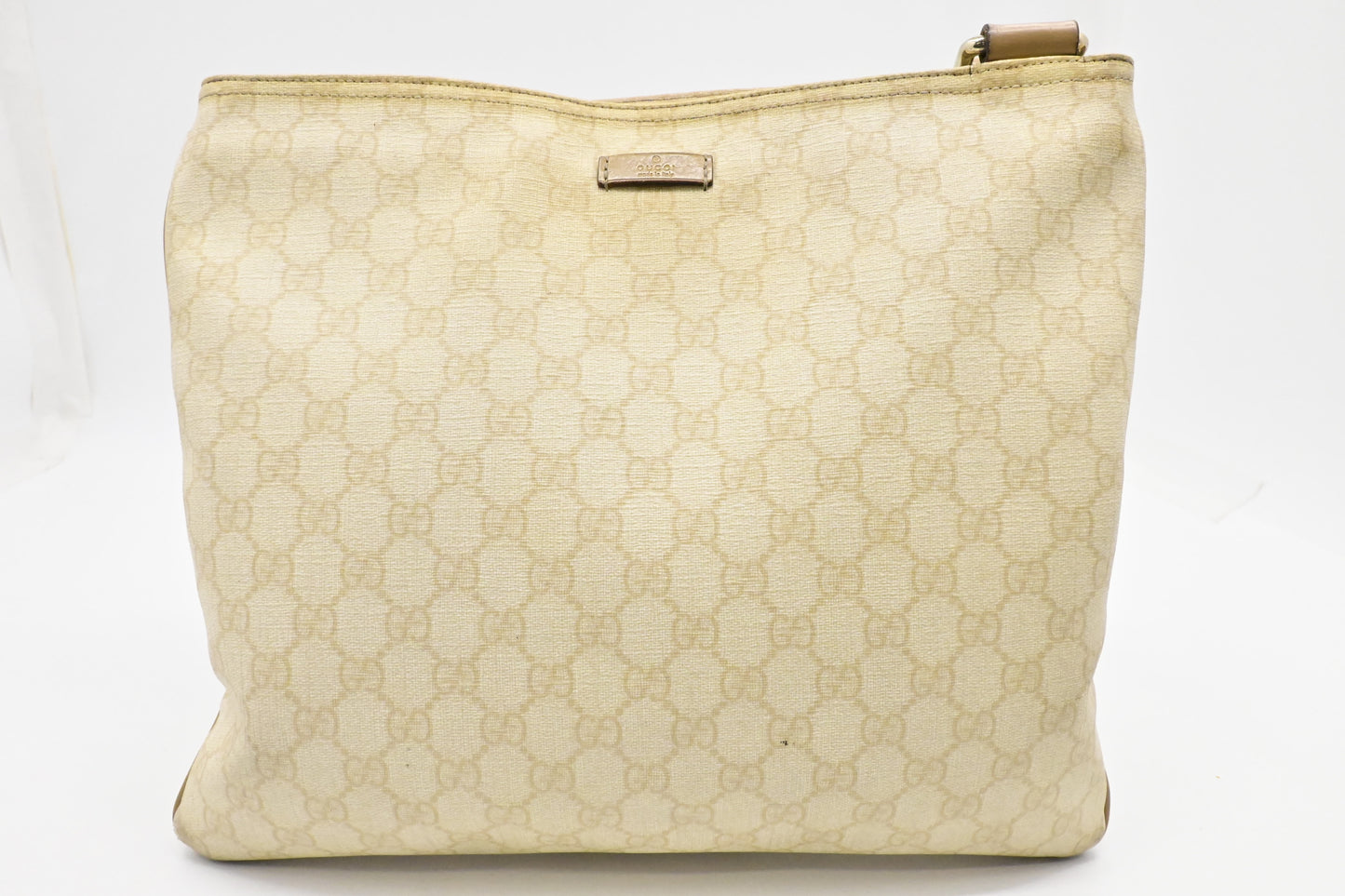 Gucci Crossbody Bag in Cream GG Supreme Canvas