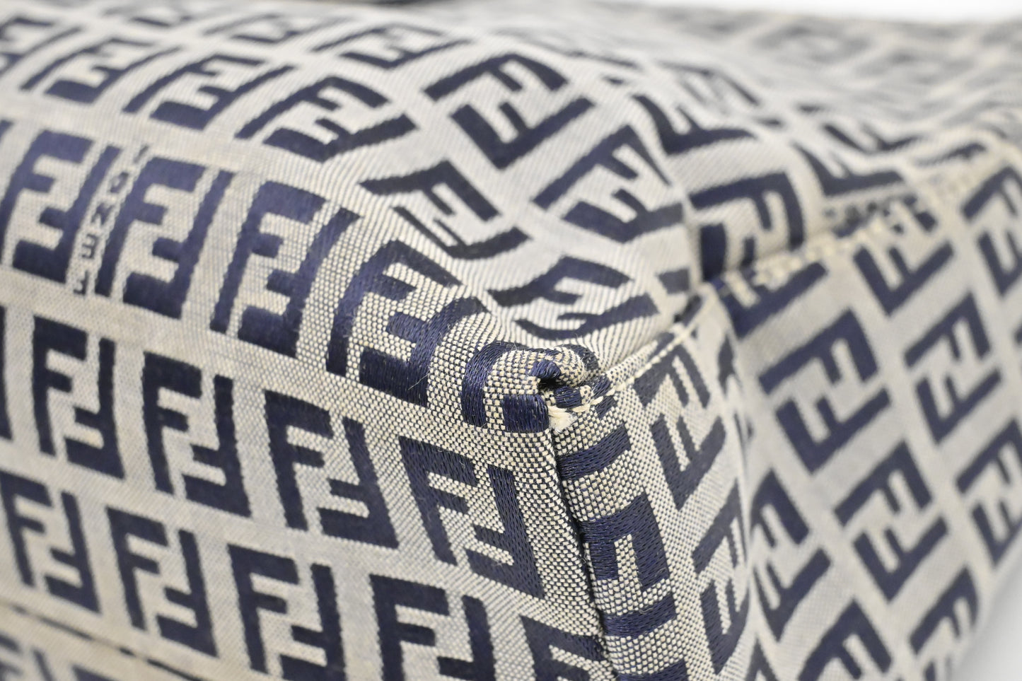 Fendi Shoulder Bag in Navy Blue Zucchino Canvas
