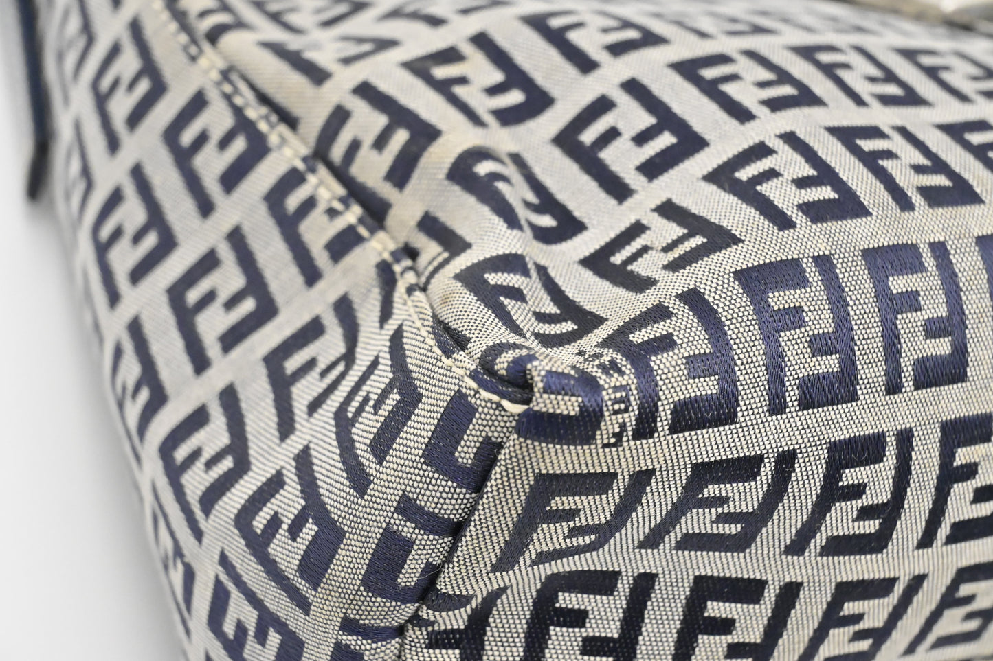 Fendi Shoulder Bag in Navy Blue Zucchino Canvas