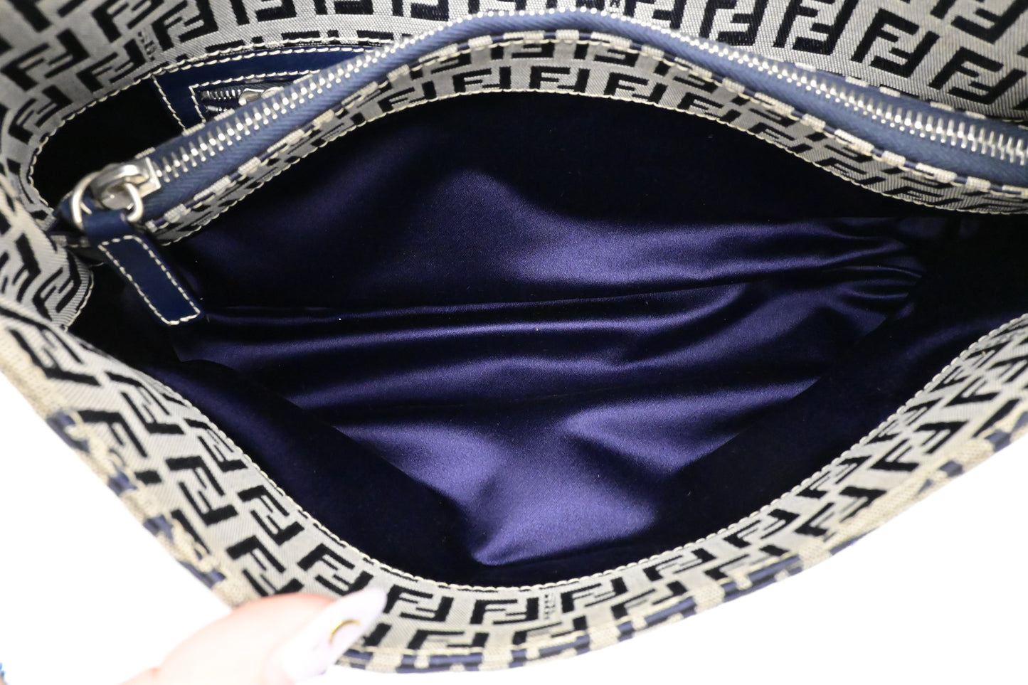 Fendi Shoulder Bag in Navy Blue Zucchino Canvas