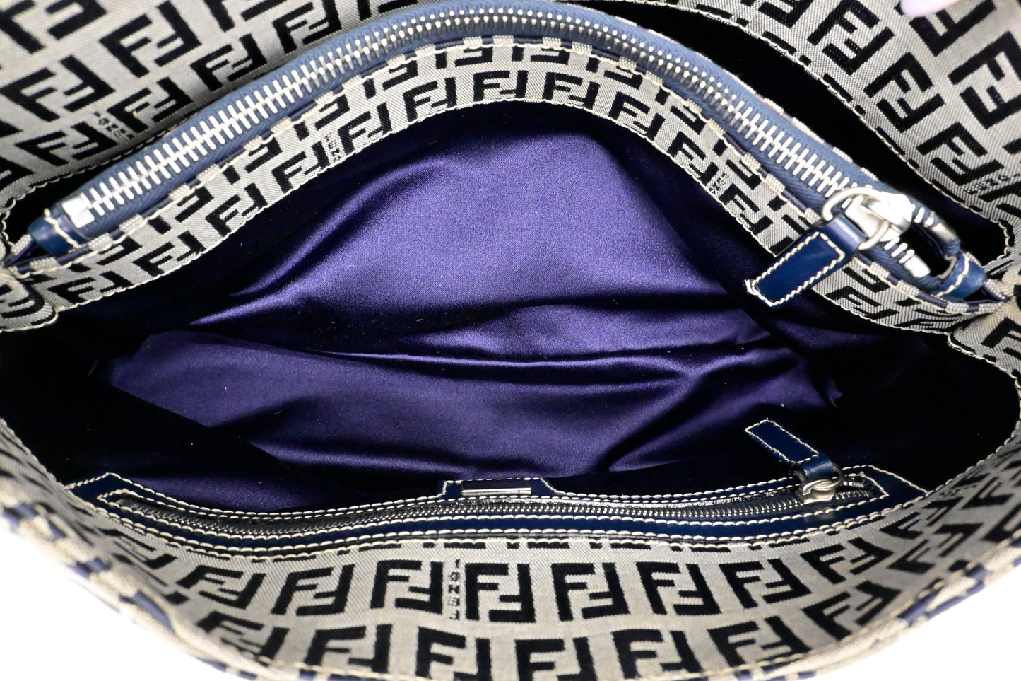Fendi Shoulder Bag in Navy Blue Zucchino Canvas