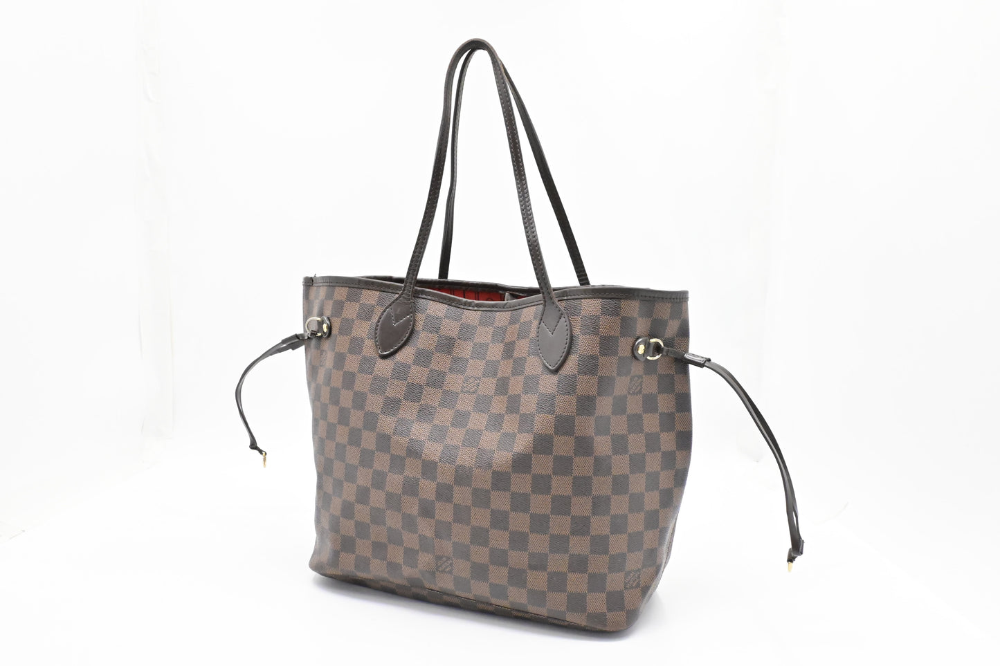 Louis Vuitton Neverfull MM in Damier Ebene Canvas