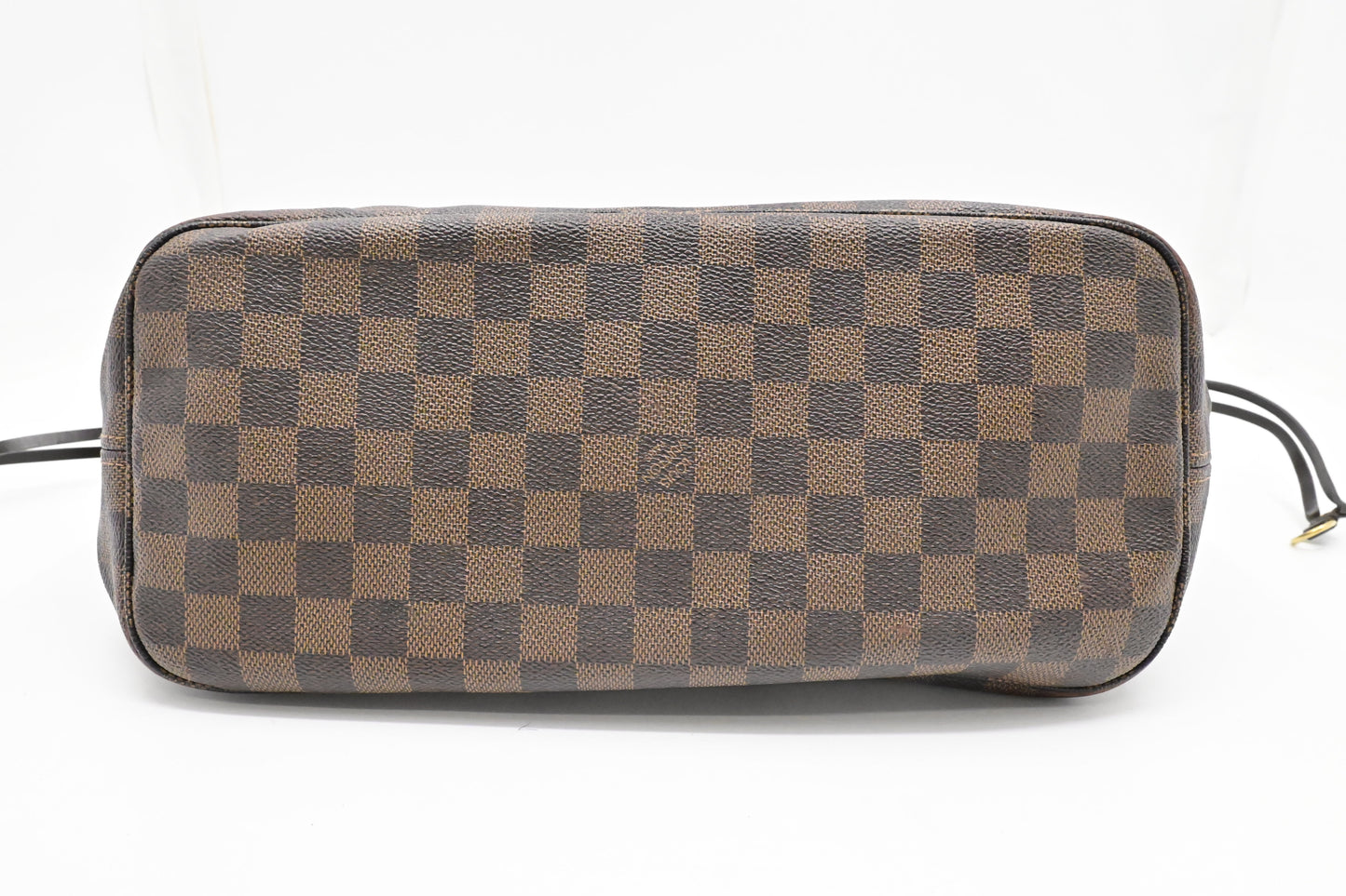 Louis Vuitton Neverfull MM in Damier Ebene Canvas