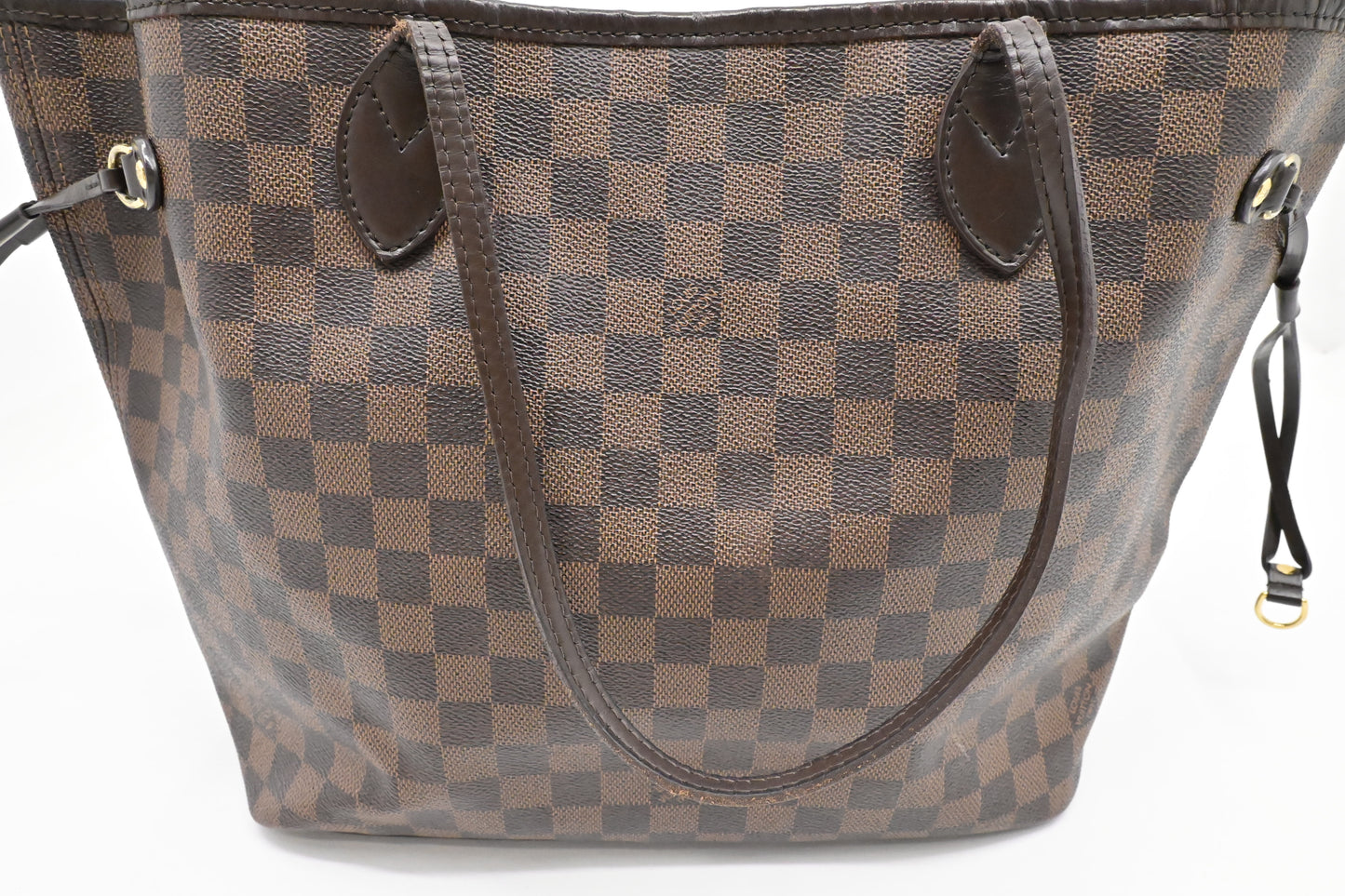 Louis Vuitton Neverfull MM in Damier Ebene Canvas