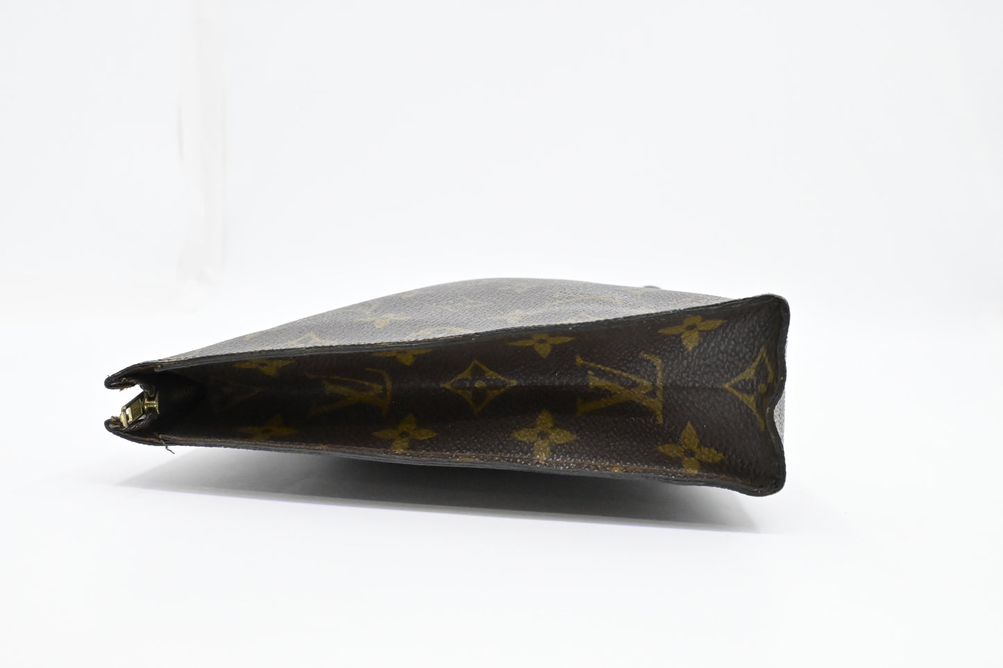 Louis Vuitton Toiletry 26 in Monogram Canvas