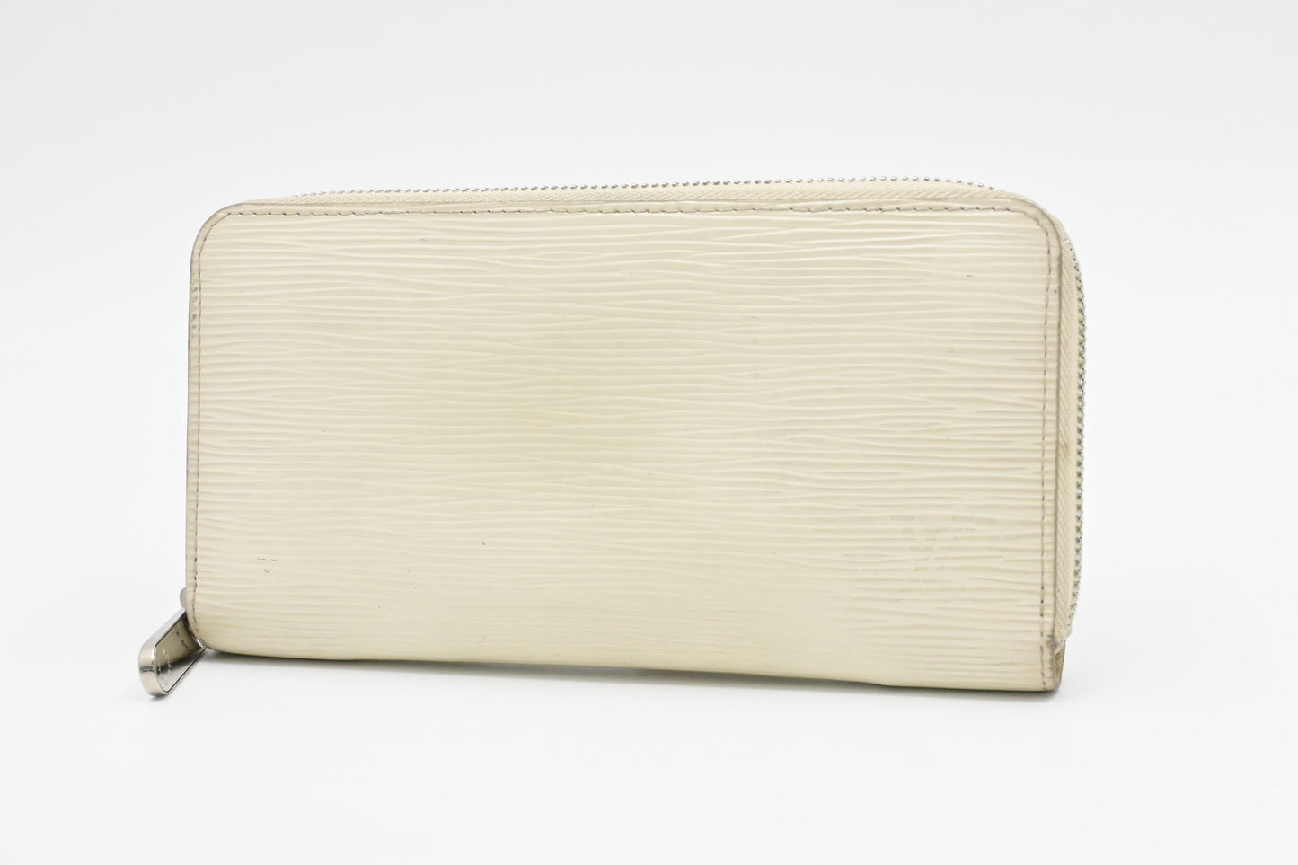 Louis Vuitton Long Zippy Wallet in White Epi Leather
