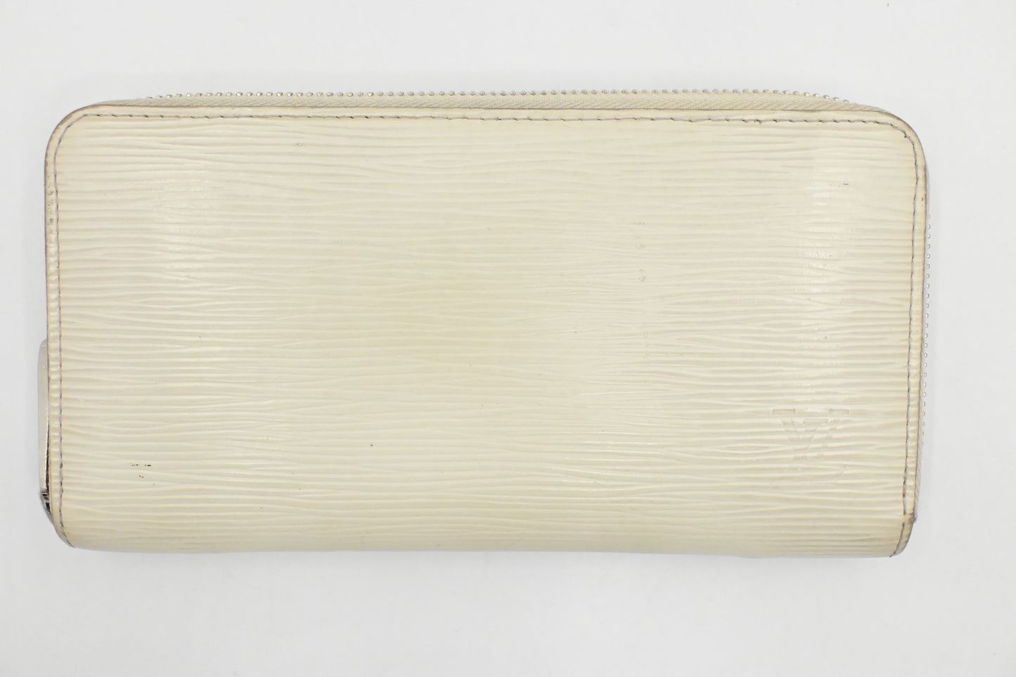 Louis Vuitton Long Zippy Wallet in White Epi Leather