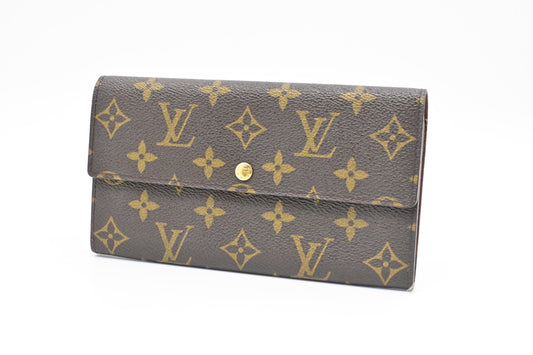 Louis Vuitton Sarah Wallet in Monogram Canvas