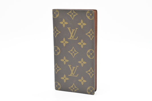 Louis Vuitton Checkbook Holder in Monogram Canvas