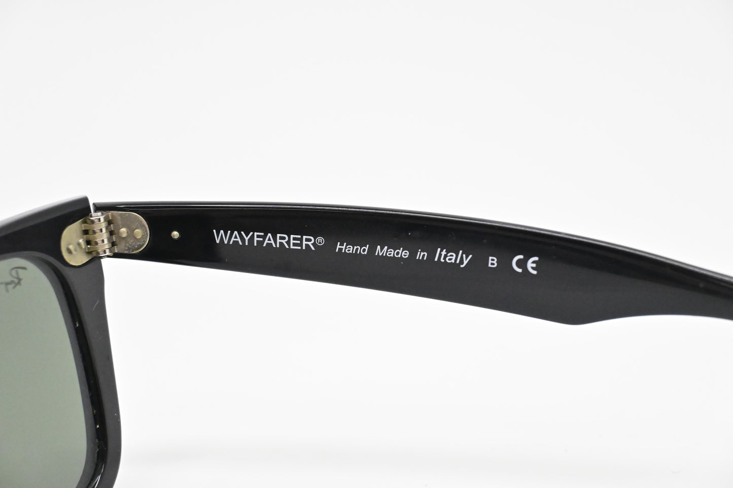 Ray Ban Original Wayfarer Classic Sunglasses