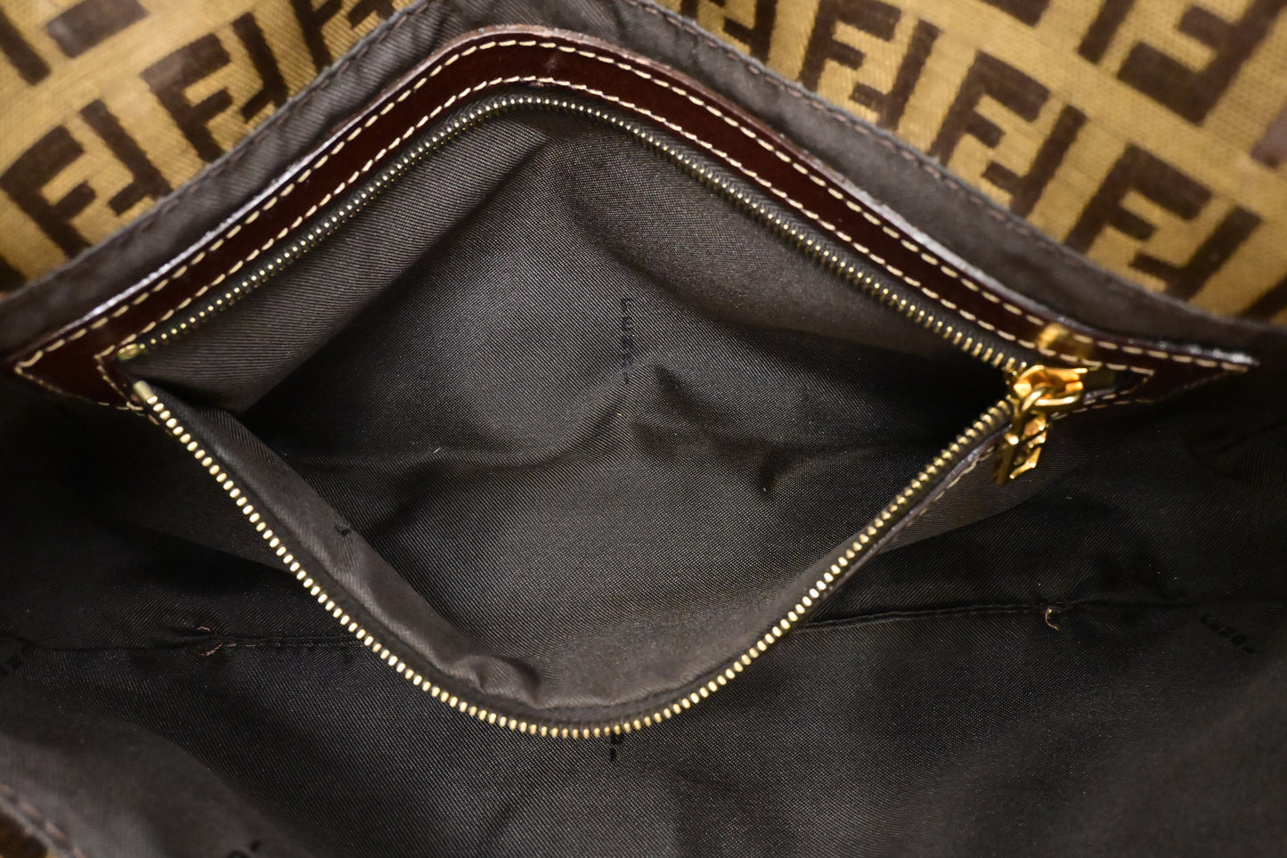 Fendi Baguette in Light Brown Patent Zucchino Leather