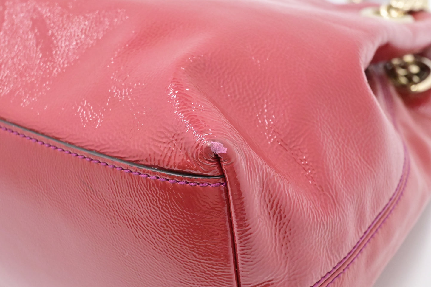Gucci Soho Chain Shoulder Bag in Pink Red Leather