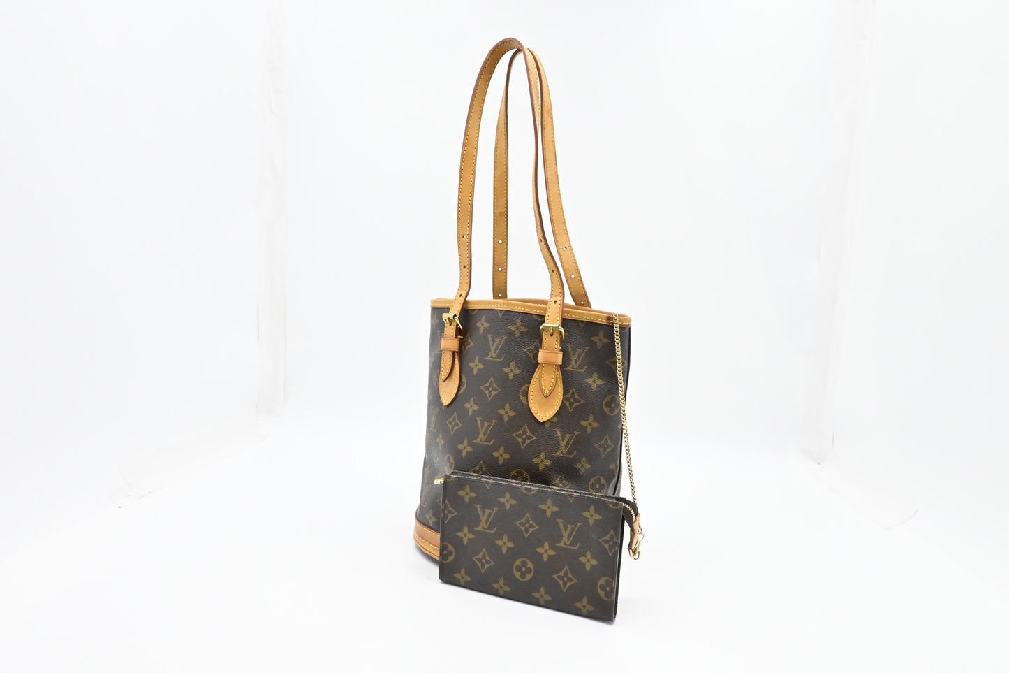 Louis Vuitton Bucket PM in Monogram Canvas