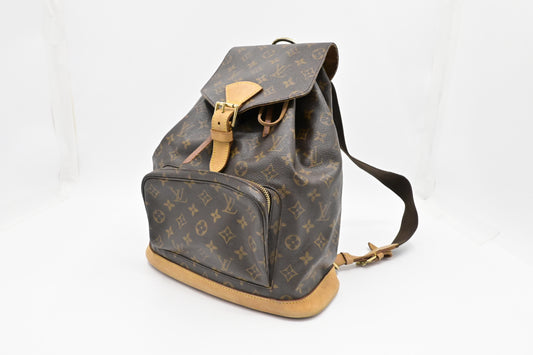 Louis Vuitton Montsouris GM in Monogram Canvas