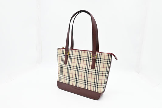 Burberry Shoulder Bag in Cream Checked Canvas
