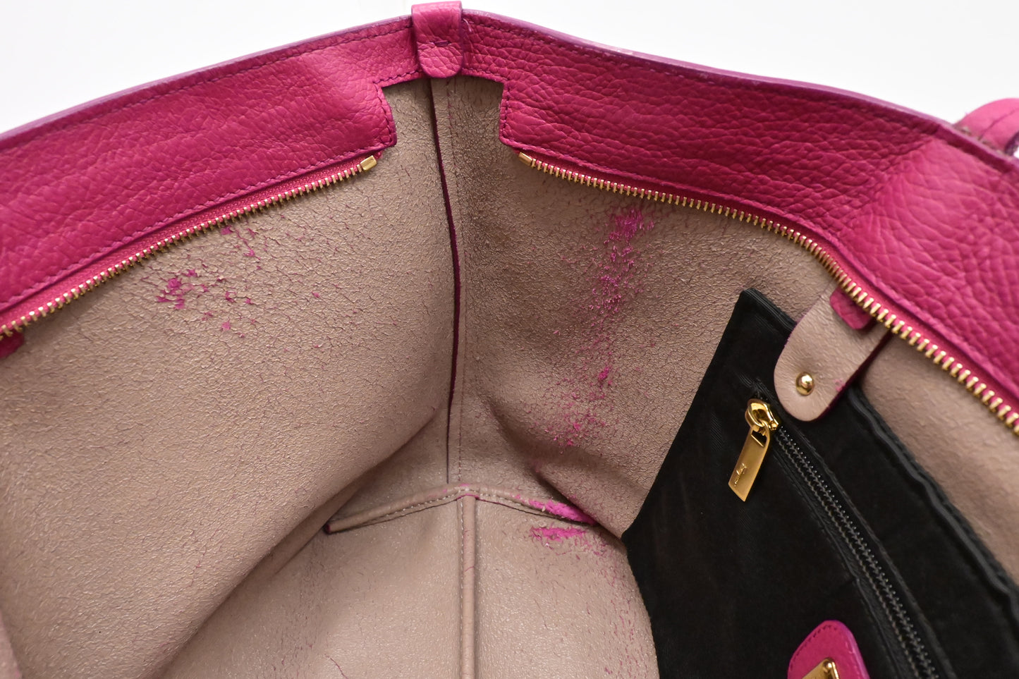 Ferragamo Zipped Tote in Pink Leather