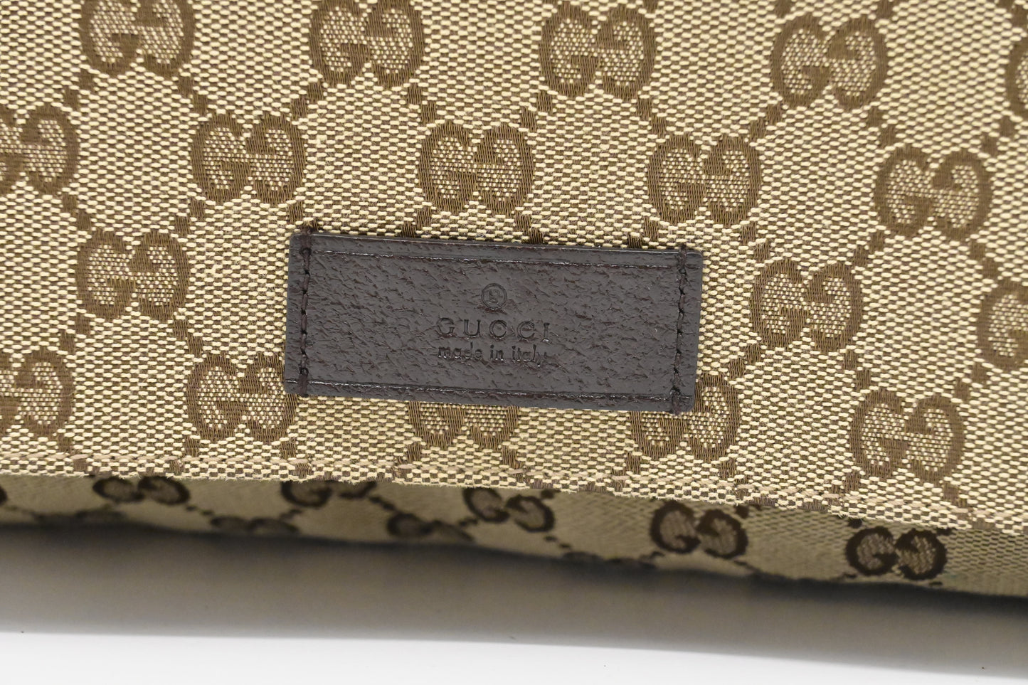 Gucci Messenger Bag in Light Brown Canvas