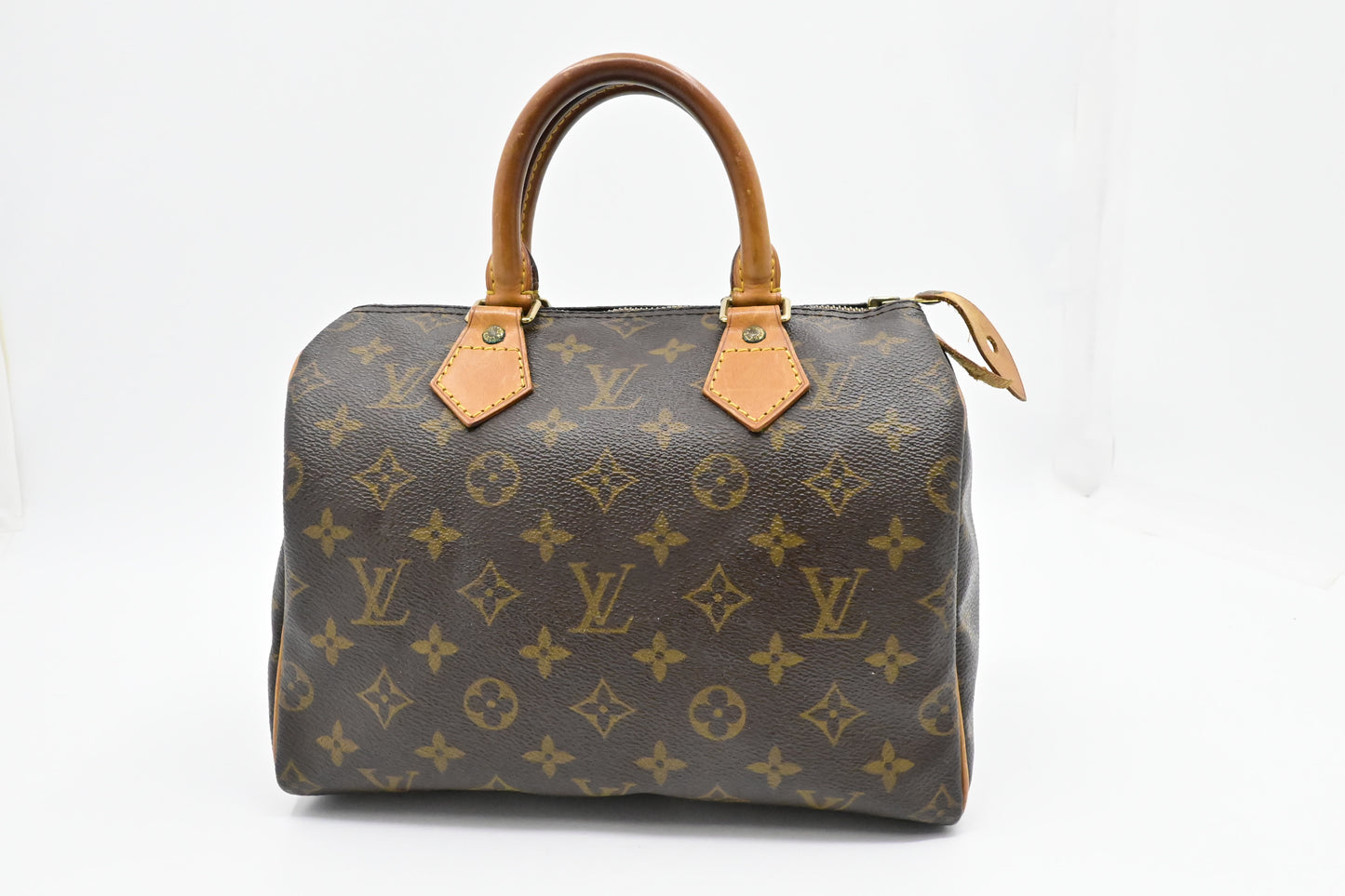 Louis Vuitton Speedy 25 in Monogram Canvas
