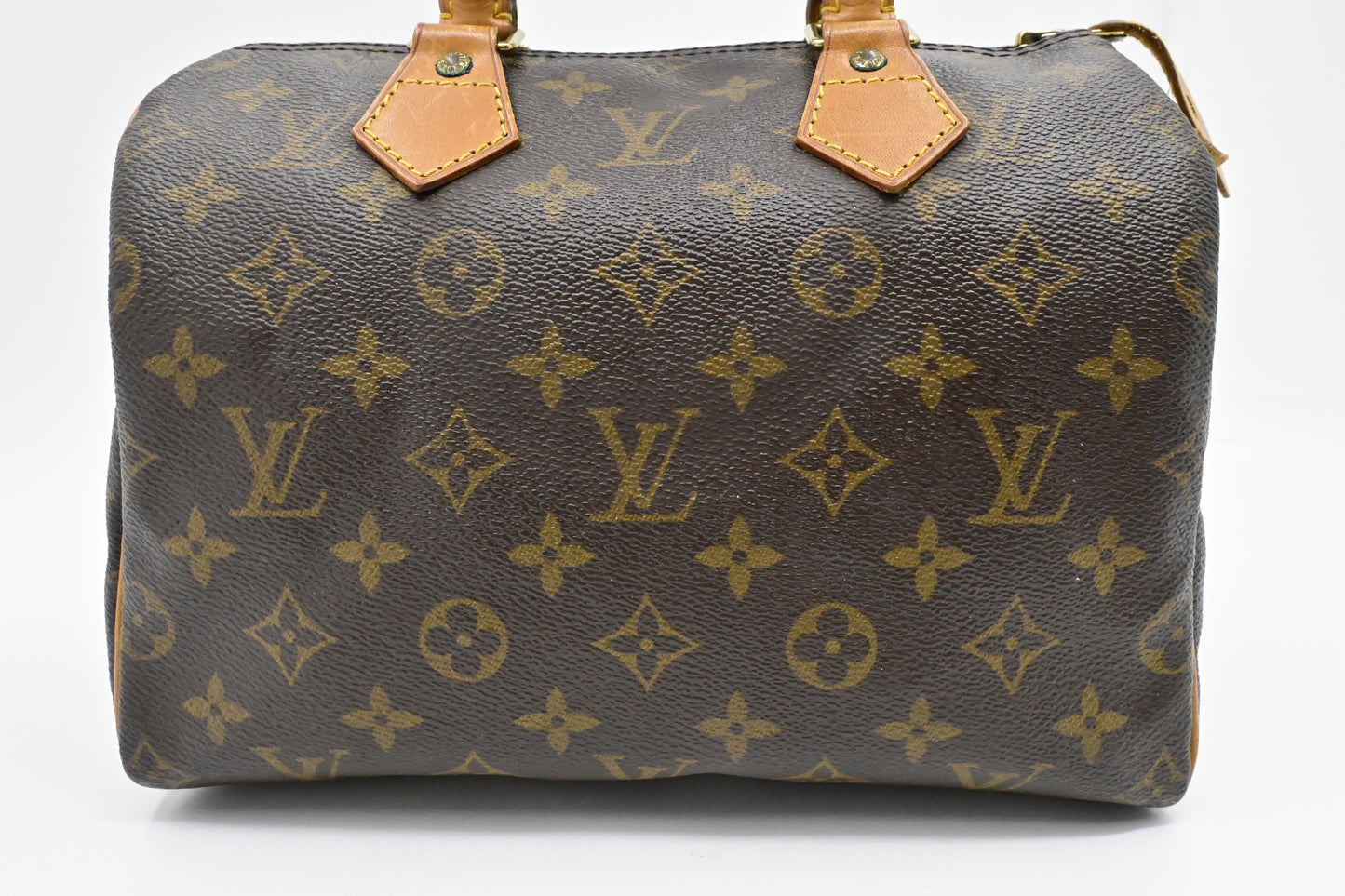 Louis Vuitton Speedy 25 in Monogram Canvas