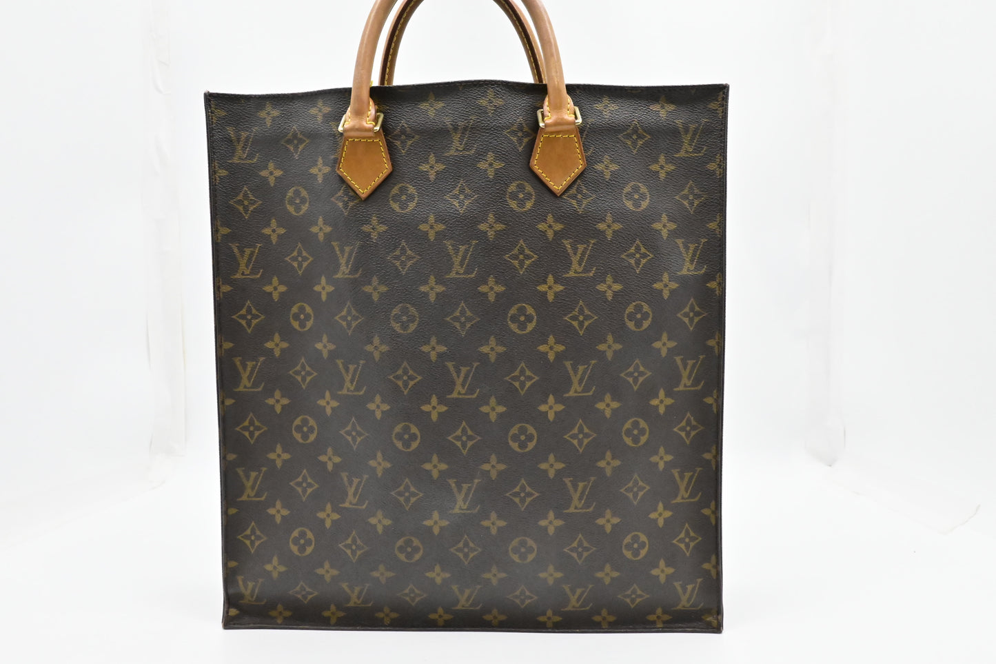 Louis Vuitton Sac Plat in Monogram Canvas