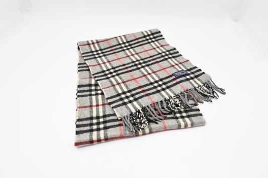Burberry Scarf in Gray Cashmere