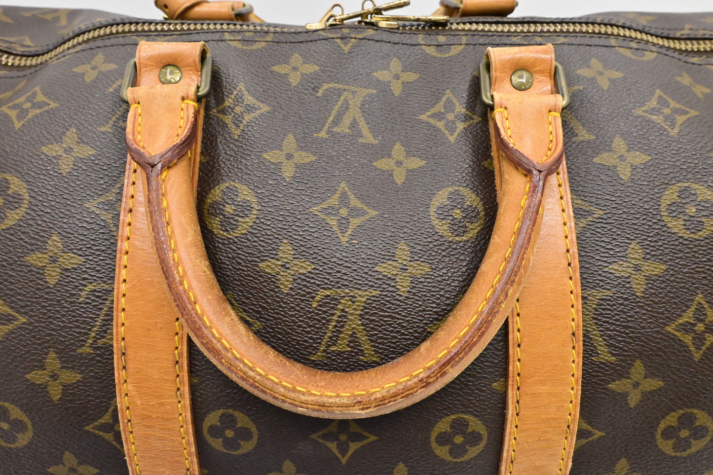 Louis Vuitton Keepall 55 in Monogram Canvas