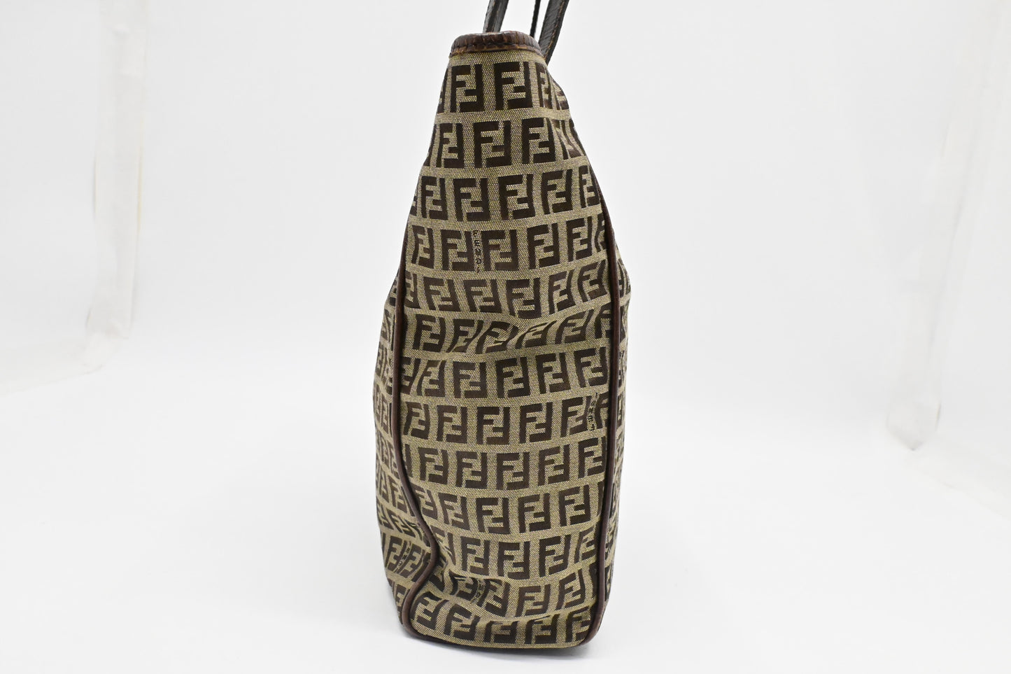 Fendi Shoulder Bag in Zucchino Canvas