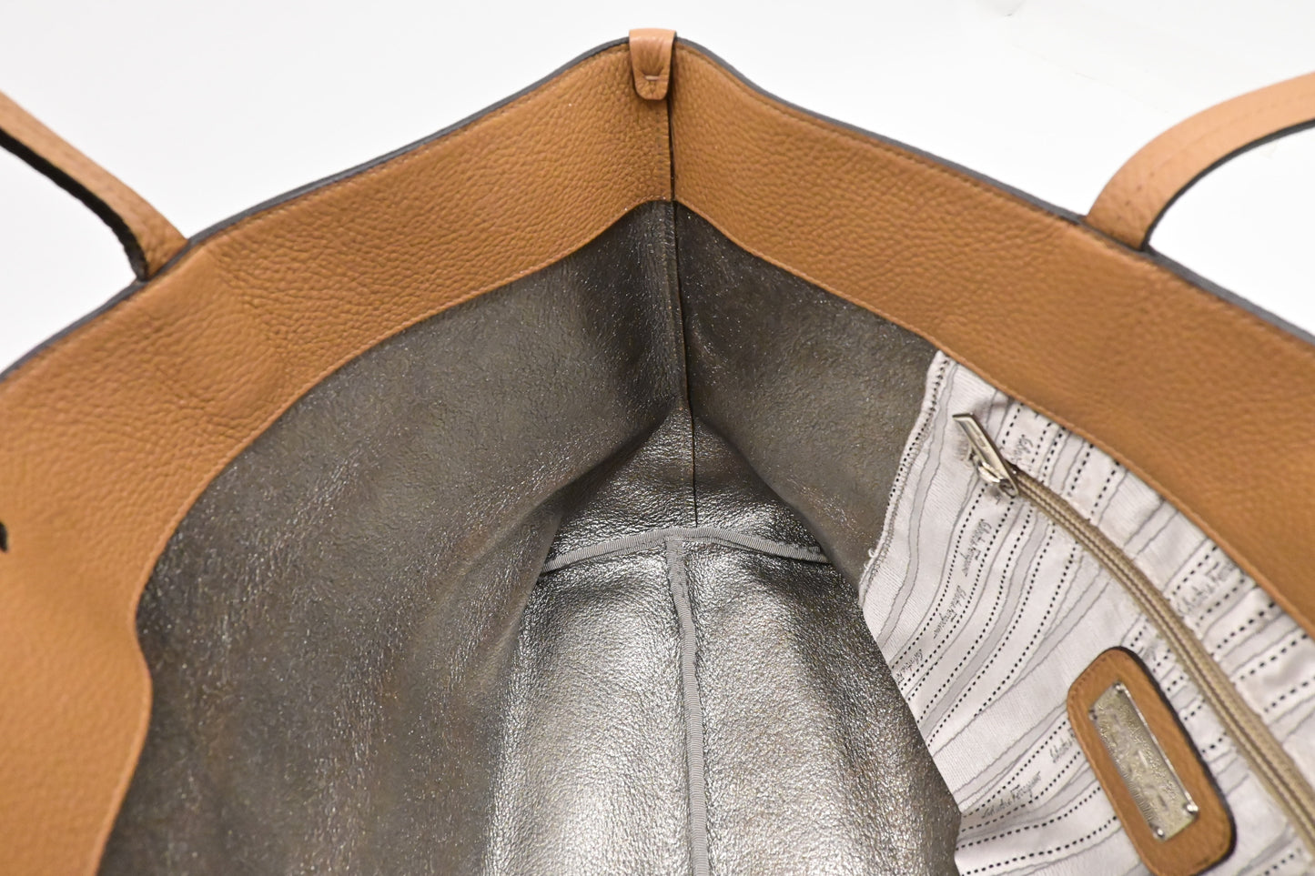 Ferragamo Tote in Brown Leather