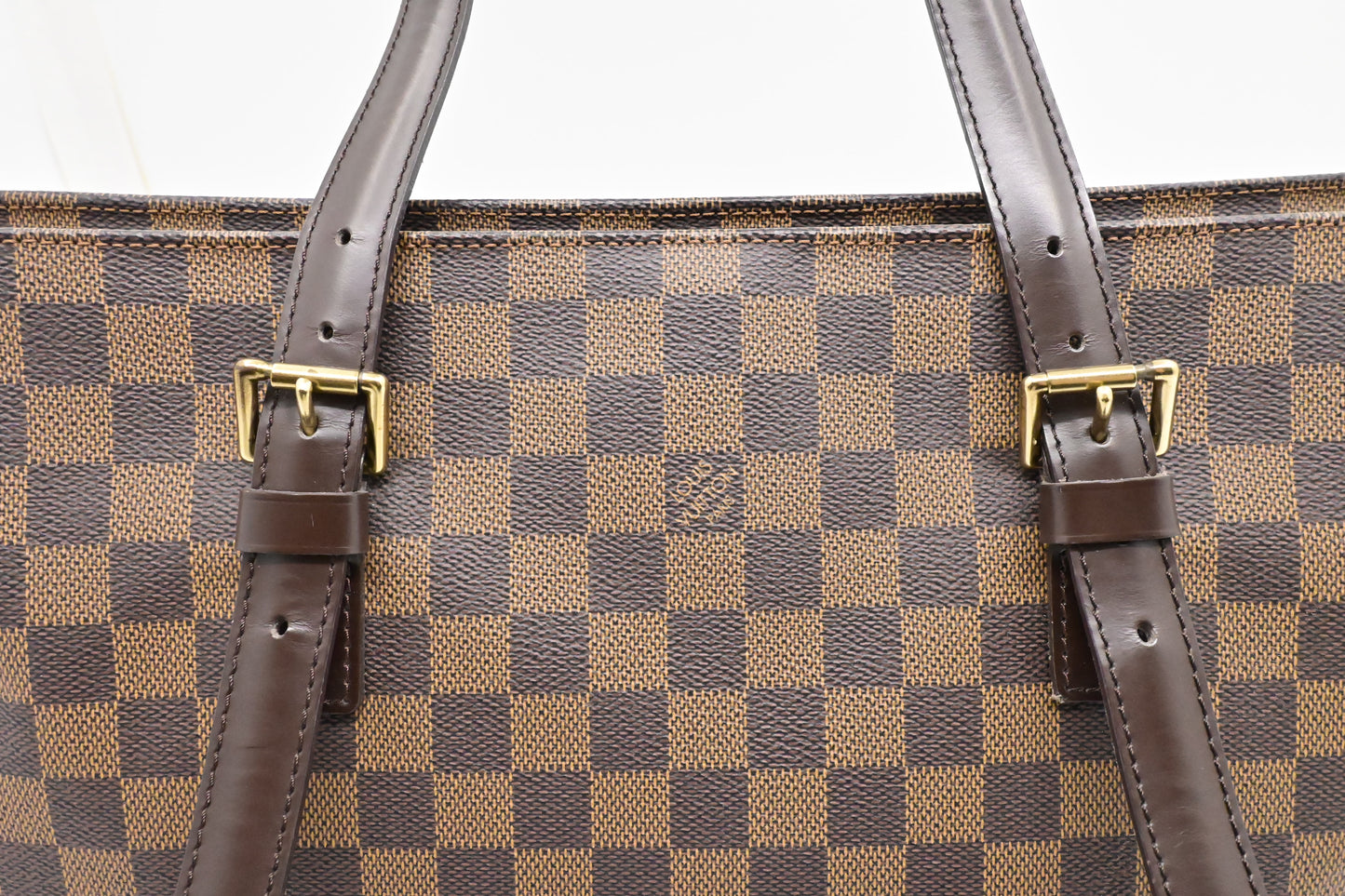 Louis Vuitton Chelsea in Damier Ebene Canvas