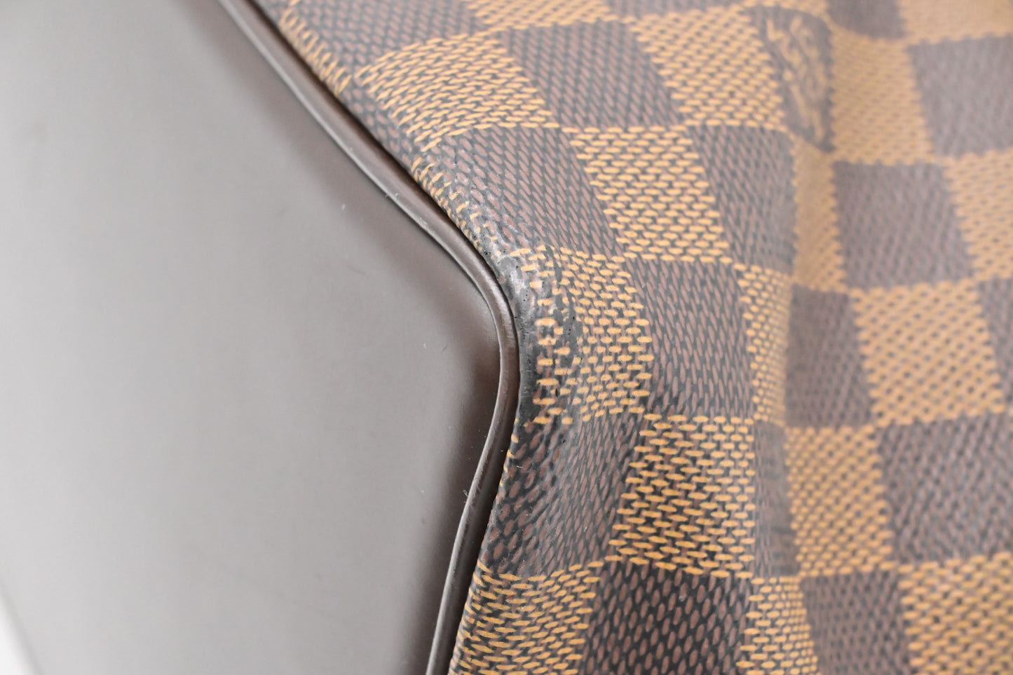 Louis Vuitton Chelsea in Damier Ebene Canvas