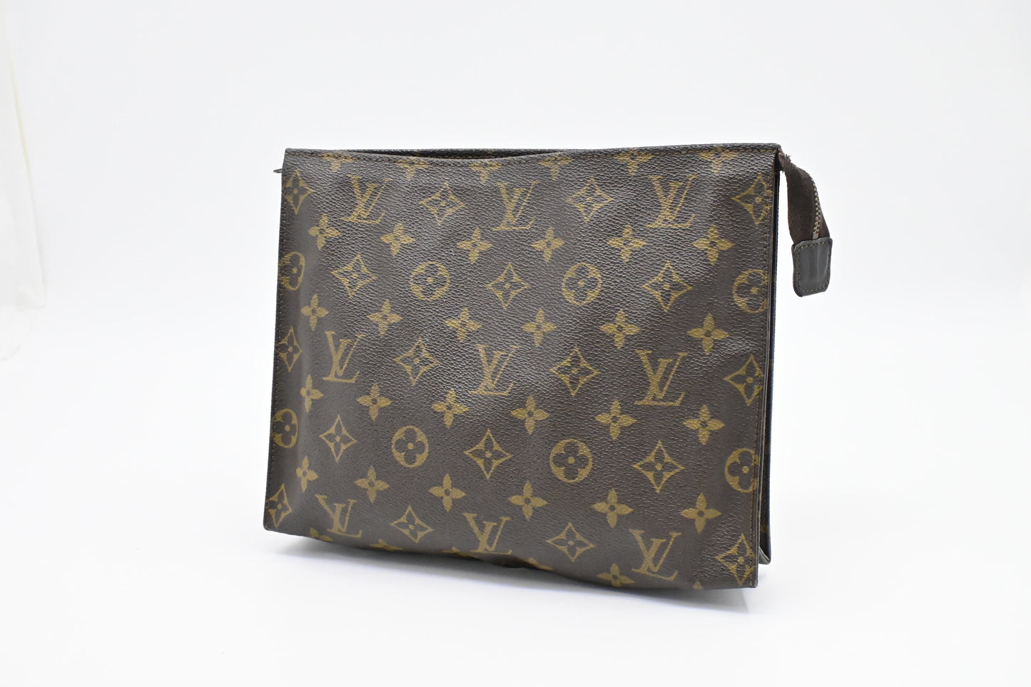 Louis Vuitton Toiletry 26 in Monogram Canvas