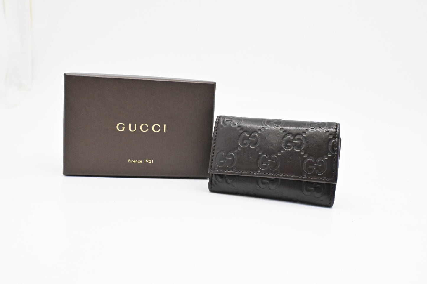 Gucci 6 Key Case in Brown Guccissima Leather