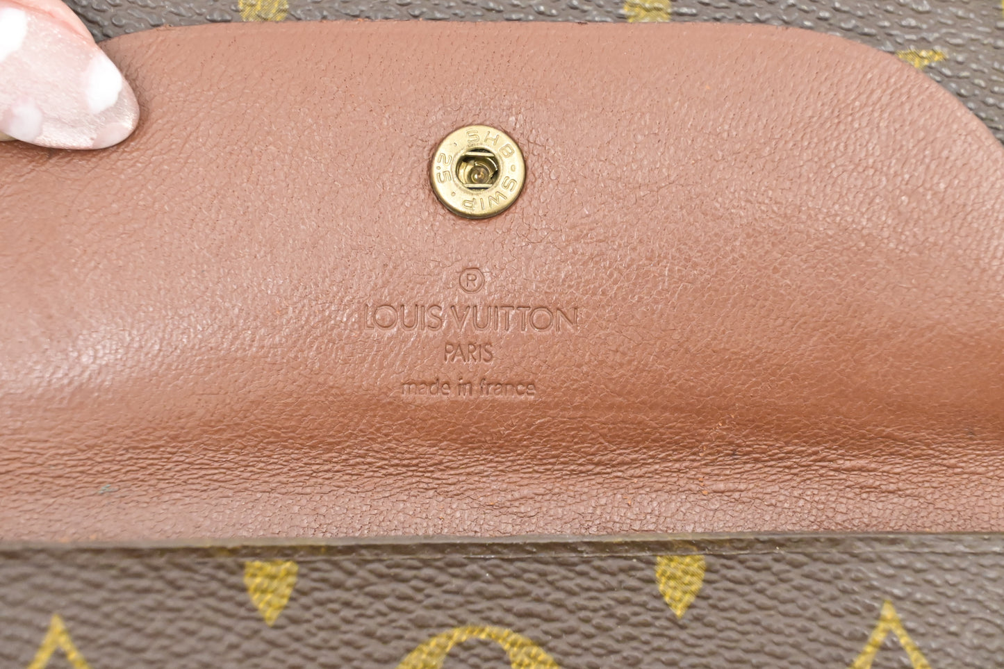 Louis Vuitton Poche Escapade in Monogram Canvas