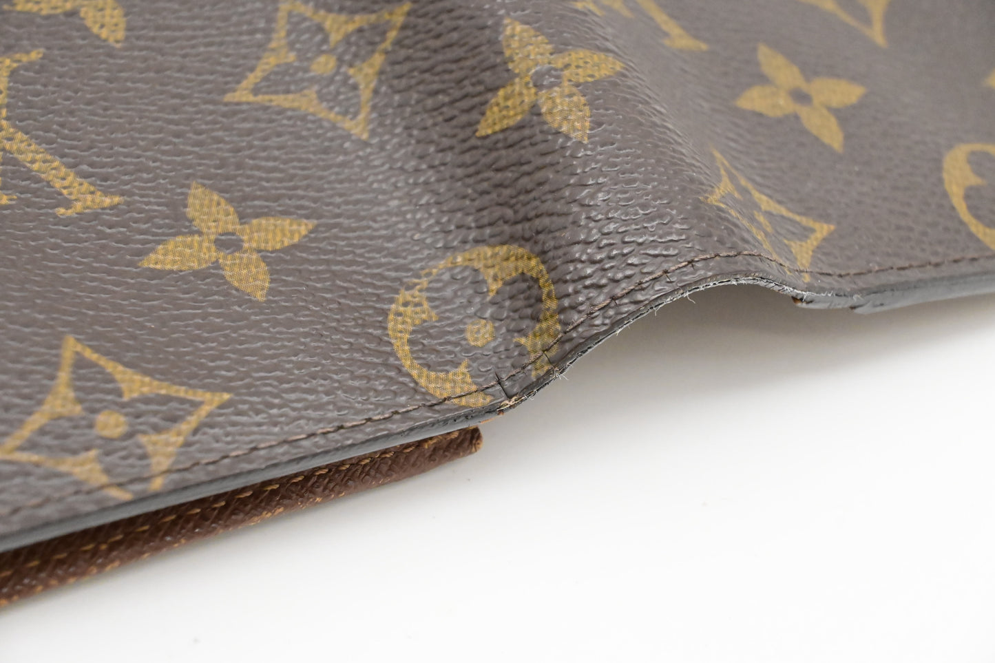 Louis Vuitton Brazza Wallet in Monogram Canvas