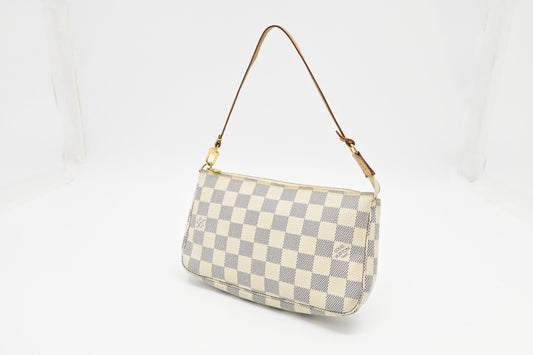 Louis Vuitton Pochette Accessoire in Damier Azur