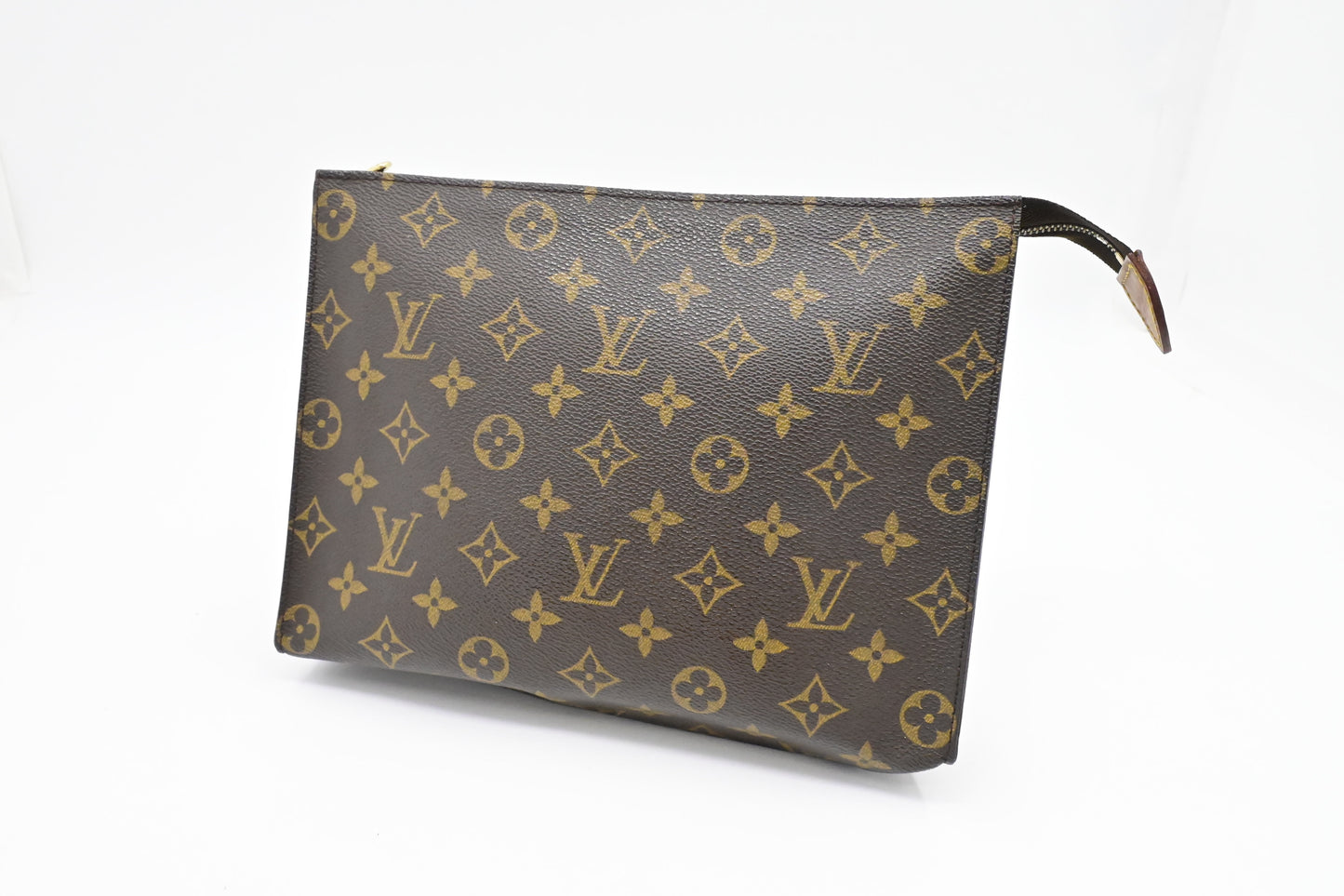 Louis Vuitton Toiletry 26 in Monogram Canvas