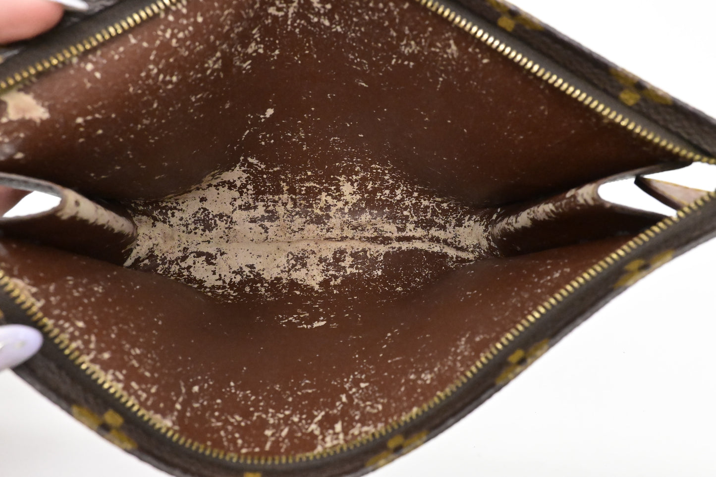 Louis Vuitton Toiletry 26 in Monogram Canvas