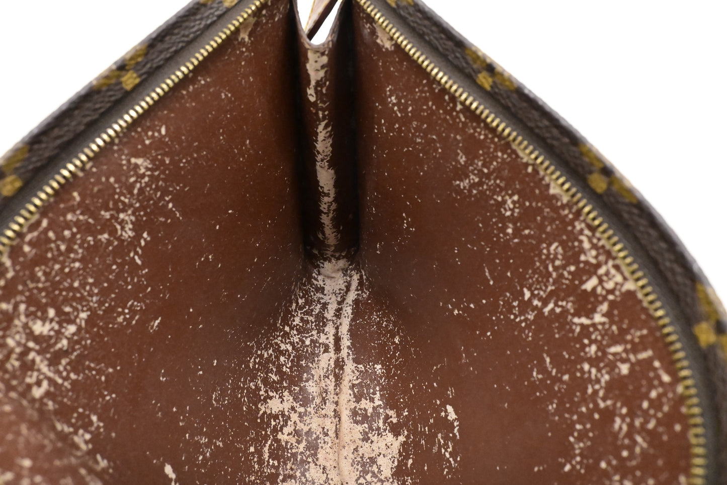 Louis Vuitton Toiletry 26 in Monogram Canvas