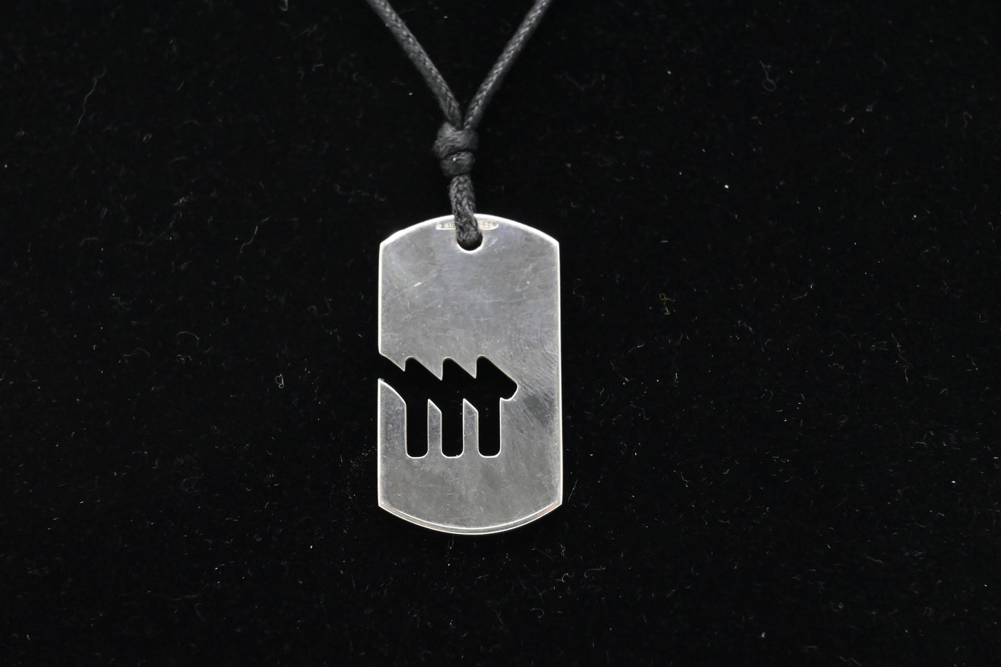 Gucci Virgo Dog Tag Necklace in Sterling Silver