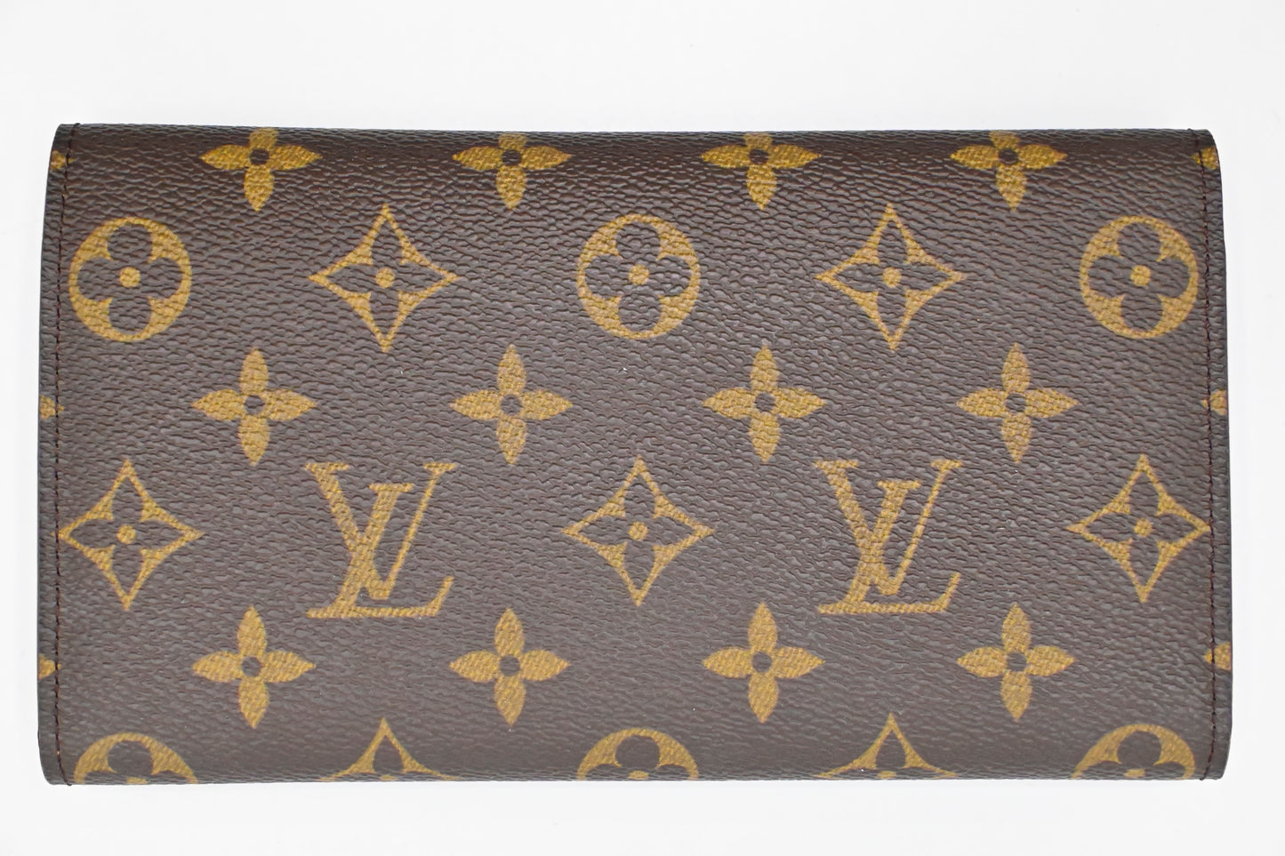 Louis Vuitton International Wallet in Monogram Canvas